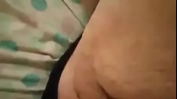 spreading my wifes pussy