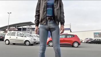 pissing jeans in public