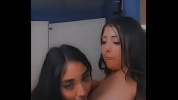 teen girl lesbian