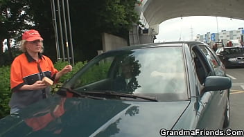 pick up blonde toilet