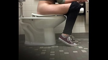 eden toilet 1