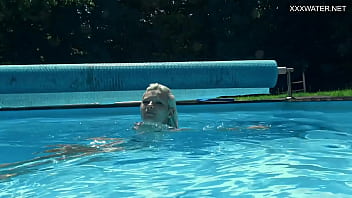 underwater nude girl drowning