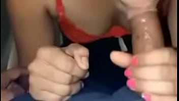 girl sucking bf