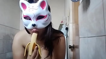 ass and banana