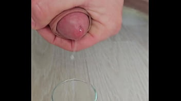 glasses cumshot