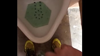 solo male peeing