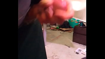 cum pouring out