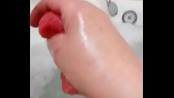 shaving shit bath