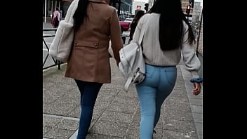 jeans caminando