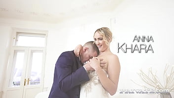 bride pooping