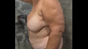 oma masturbate