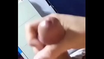 uge cumshots masturbating