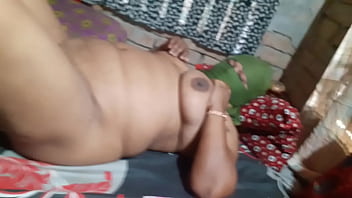 house wife hot saree